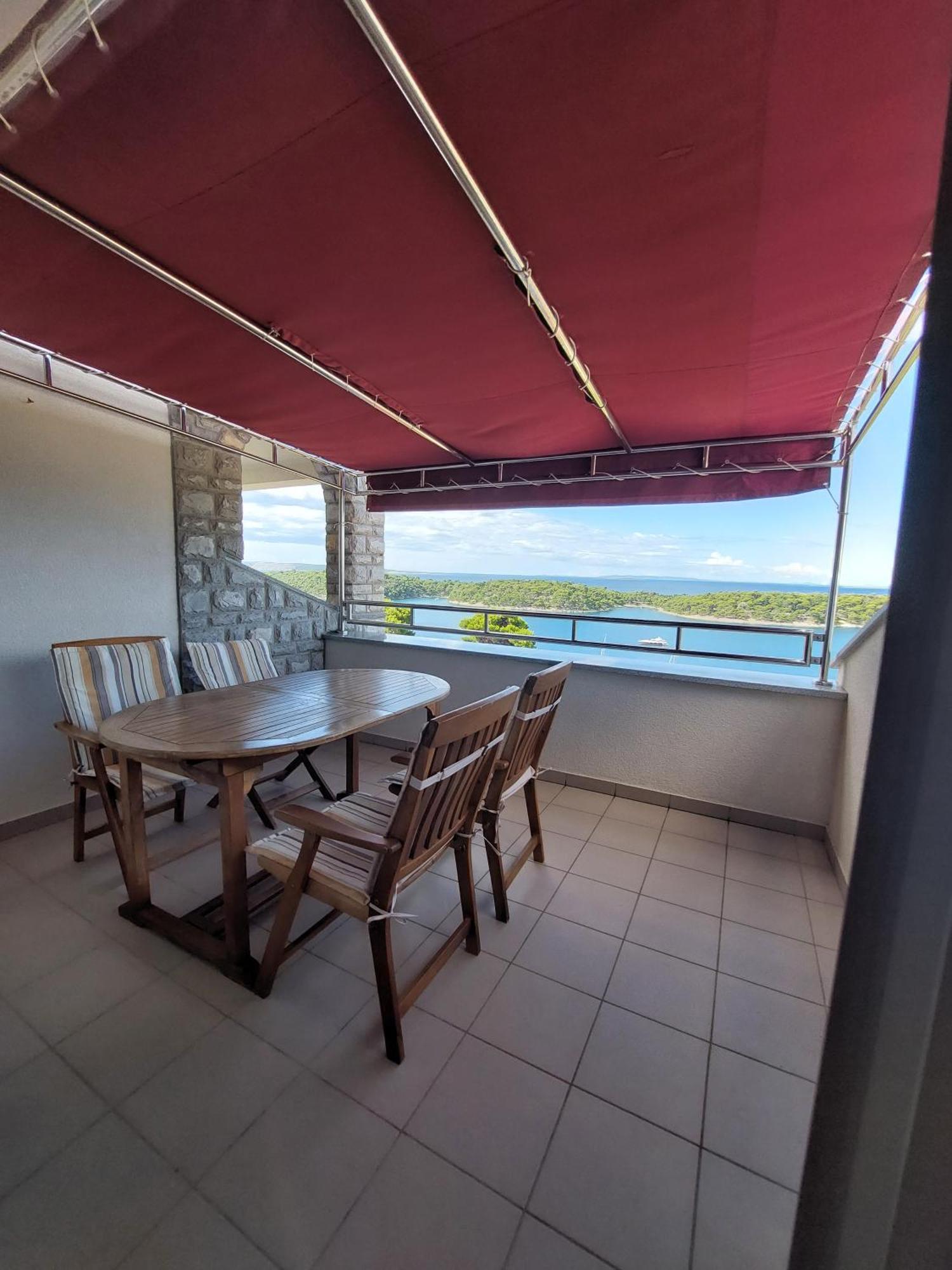 Apartments Mlacovic Rab Town Exterior photo