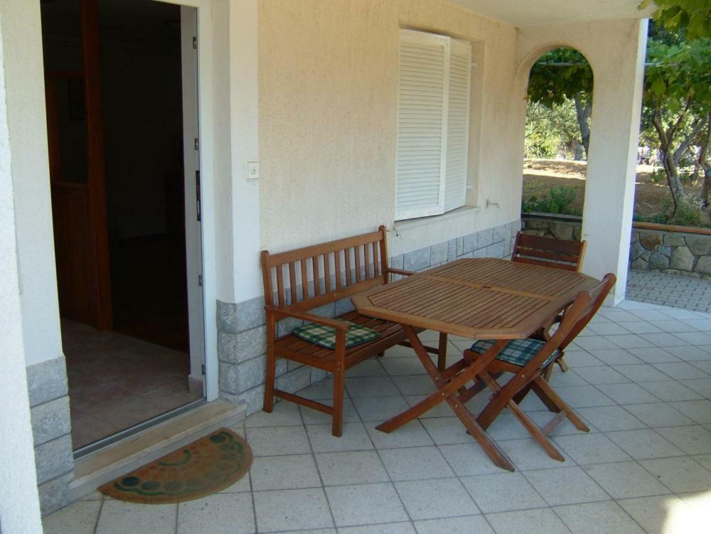 Apartments Mlacovic Rab Town Exterior photo
